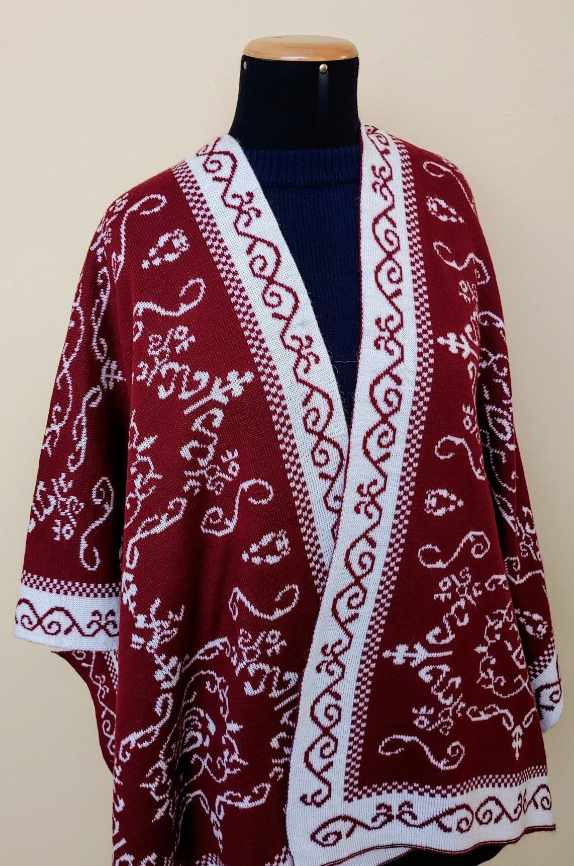 Reversible Alpaka Poncho