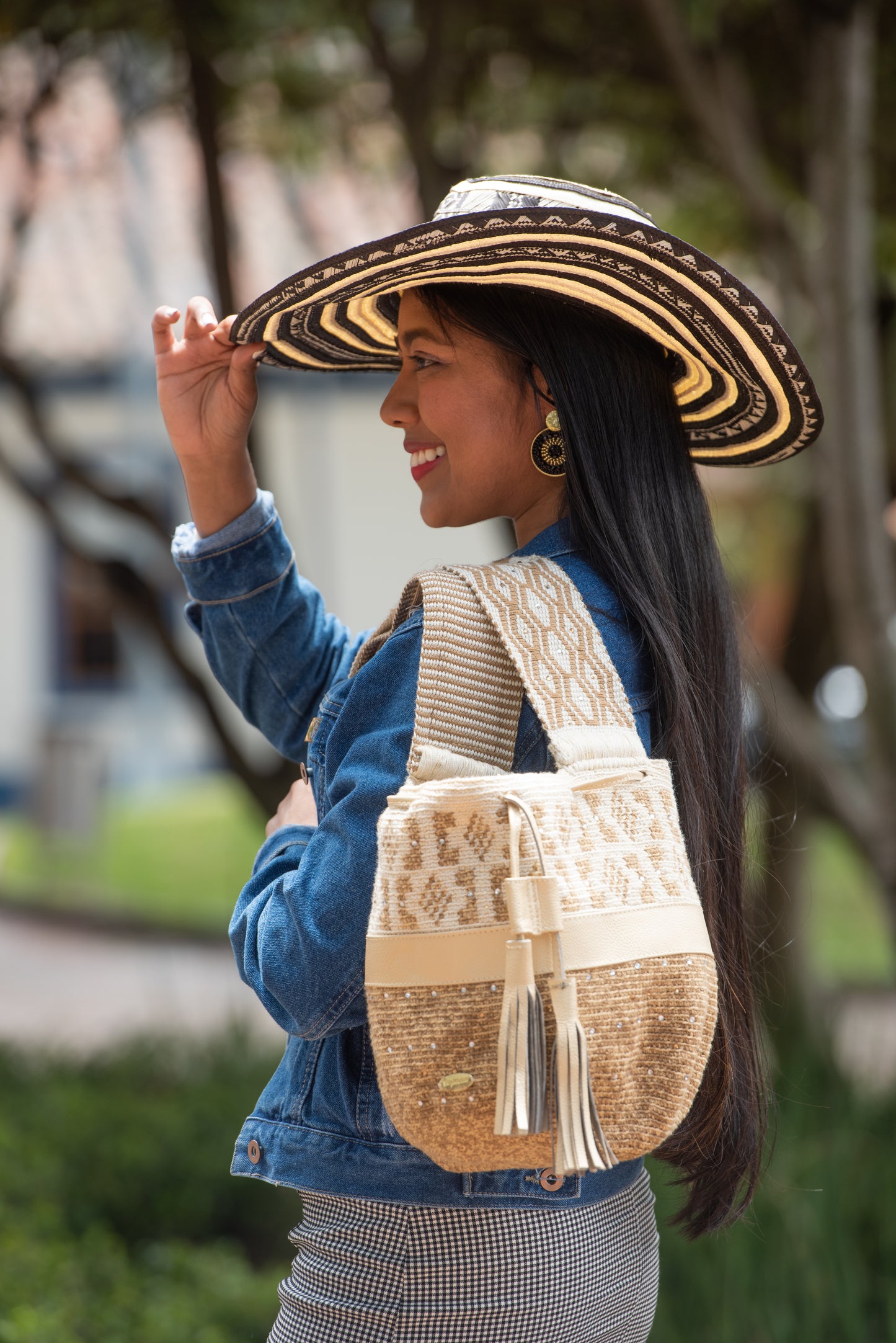 Leather Beige Wayuu bag