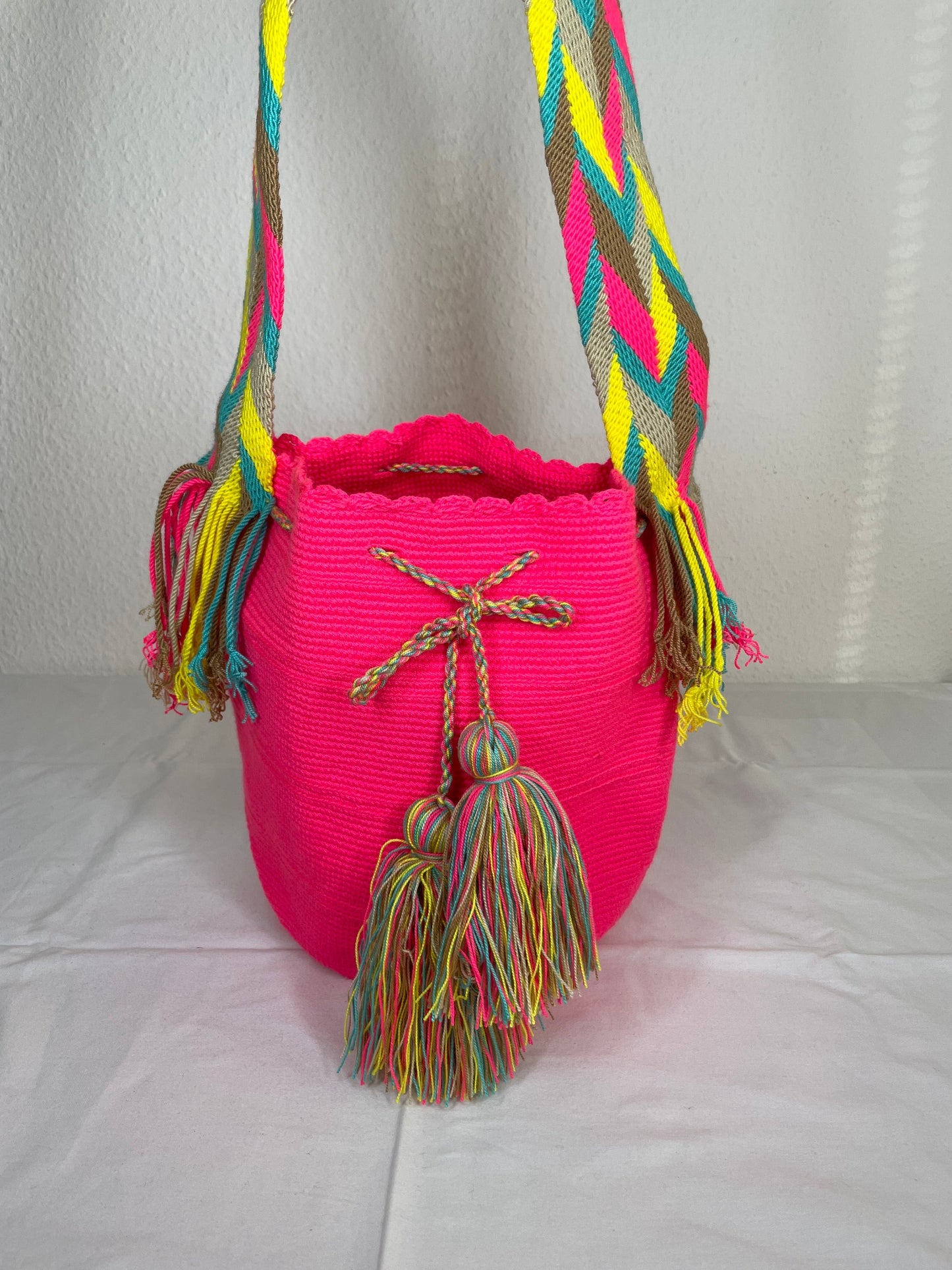 Hot pink wayuu bag