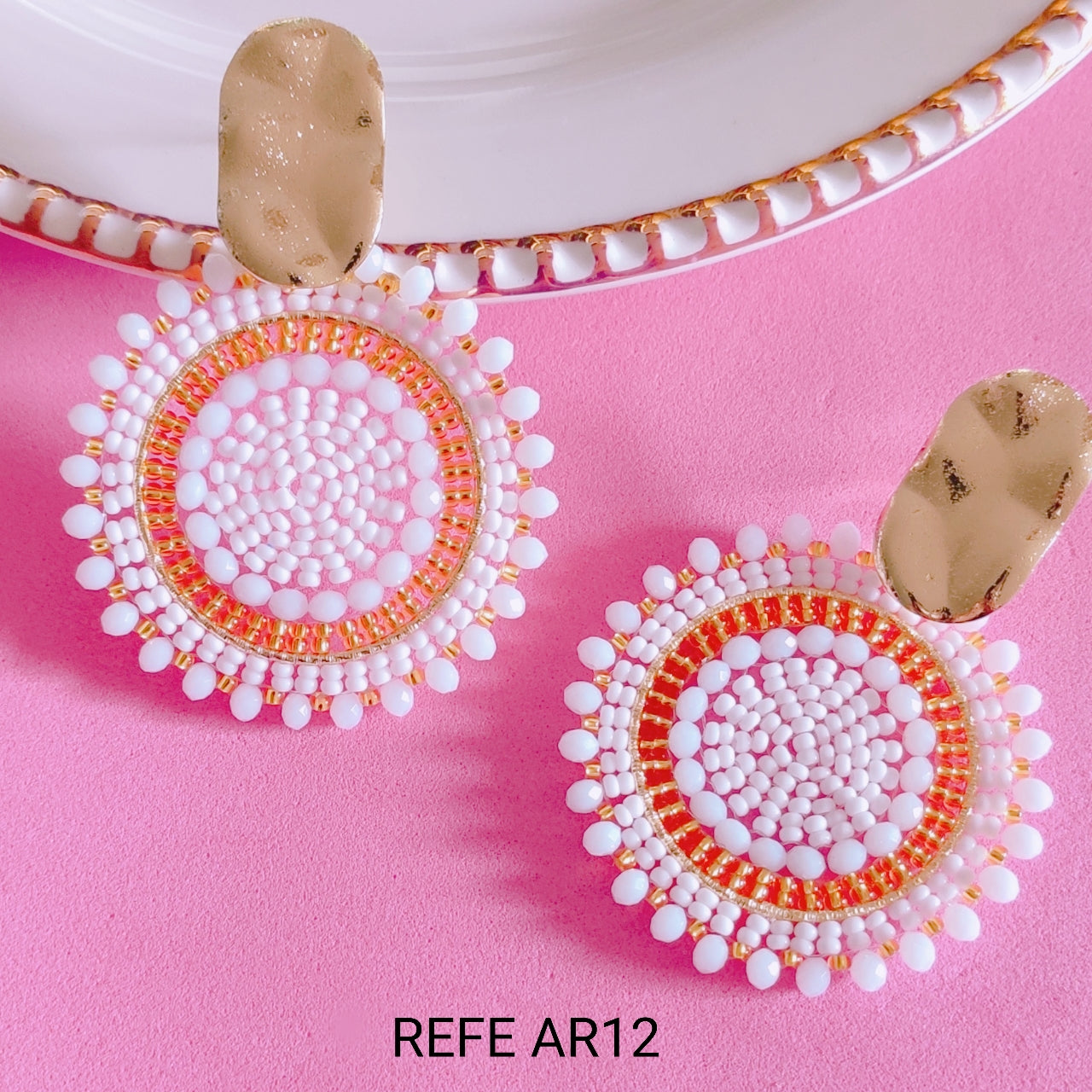 Round beige pearl and white handmade earrings.