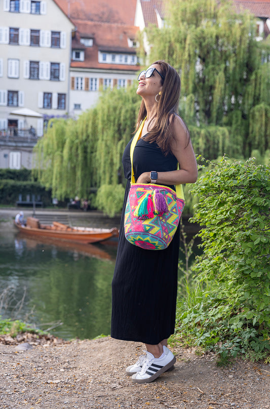 Multicolor bright Wayuu Tasche
